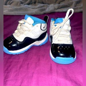 Kids Blue White & Black jordan 11s